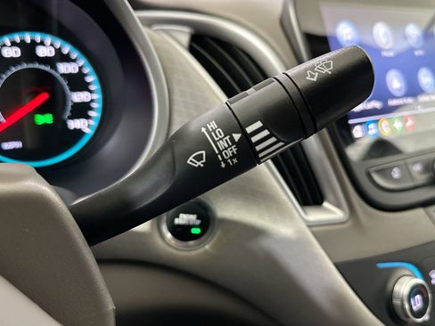 Used 2022 Chevrolet Malibu LT image 23