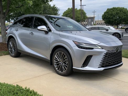 Used 2026 Lexus RX 450h AWD w/ Convenience Package image 2