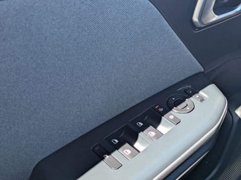 Certified 2025 Kia K4 EX image 26