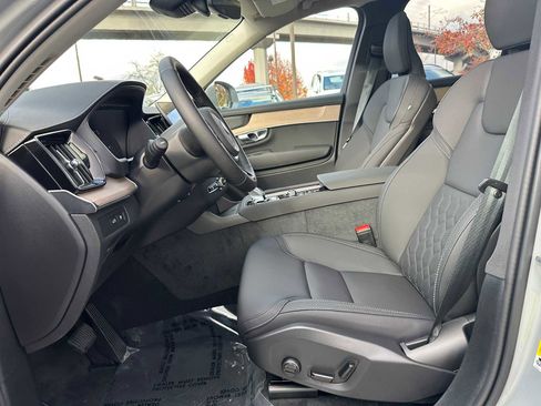 New 2026 Volvo XC90 T8 Plus image 20