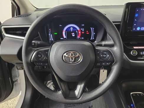 Used 2026 Toyota Corolla LE FWD image 26