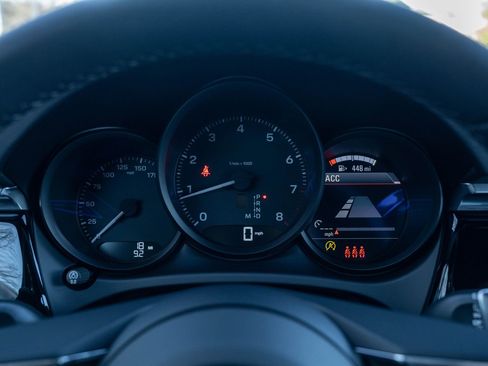 New 2026 Porsche Macan image 26