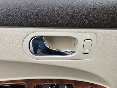 Used 2008 Buick LaCrosse CX image 15