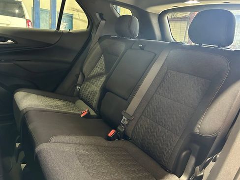 Used 2022 Chevrolet Equinox LT FWD image 34