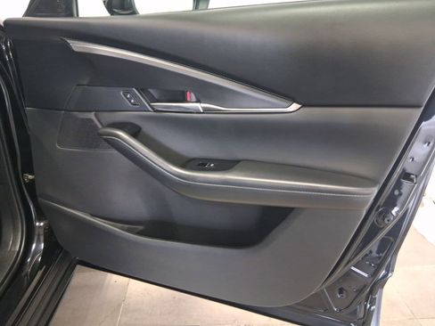 Certified 2025 MAZDA CX-30 AWD 2.5 S w/ Preferred Package image 19