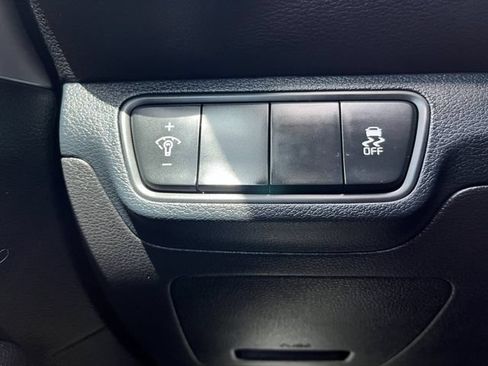 Used 2022 Kia Forte LXS FWD image 10