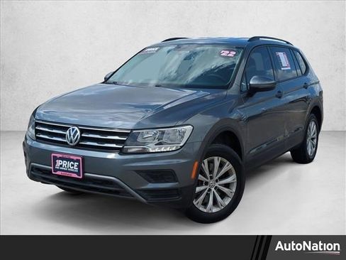 Used 2018 Volkswagen Tiguan S image 1