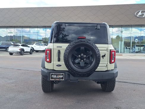 Used 2025 Ford Bronco Outer Banks AWD/4WD image 4