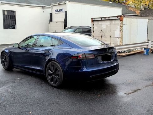 Used 2022 Tesla Model S image 7