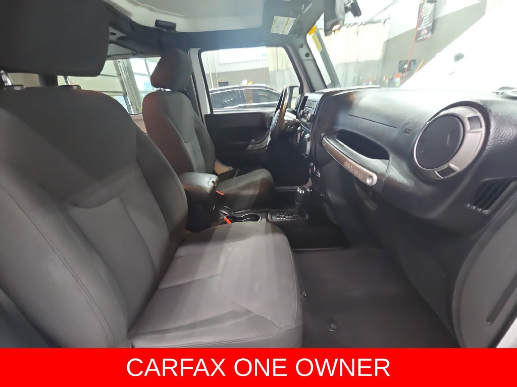 Used 2015 Jeep Wrangler Sport w/ Quick Order Package 24S AWD/4WD image 10