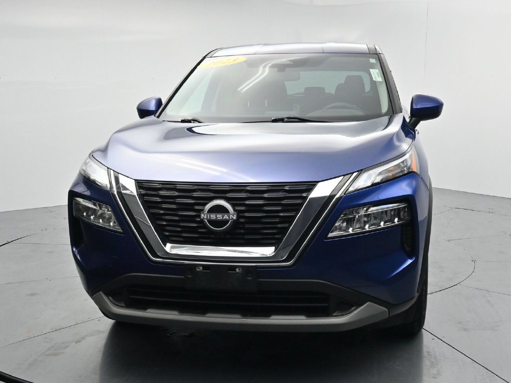 Used 2023 Nissan Rogue SV AWD/4WD image 3