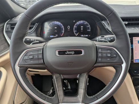 New 2026 Jeep Grand Cherokee L Limited image 20