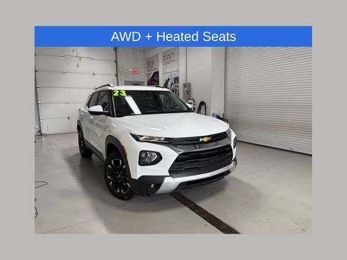 Used 2023 Chevrolet TrailBlazer LT w/ Convenience Package AWD/4WD image 1
