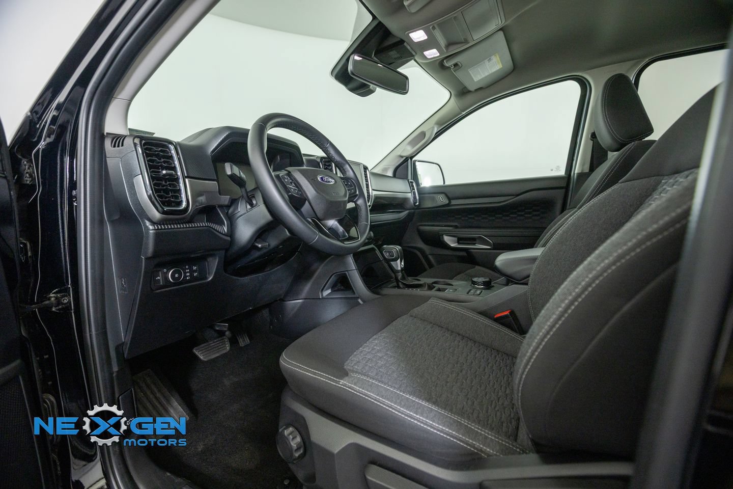 Used 2025 Ford Ranger XLT w/ FX4 Off-Road Package AWD/4WD image 13