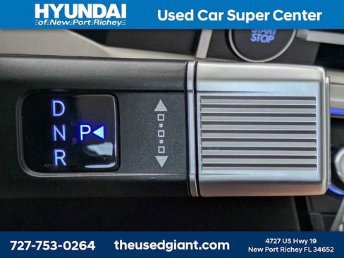 Used 2025 Hyundai Santa Fe Calligraphy AWD/4WD image 43