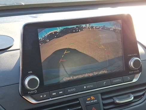 Used 2019 Nissan Altima 2.5 SR image 18