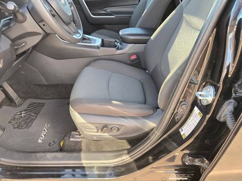 Certified 2024 Toyota RAV4 XLE FWD image 19