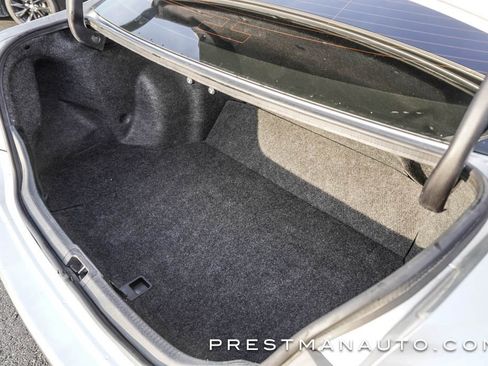 Used 2016 Toyota Camry SE image 34