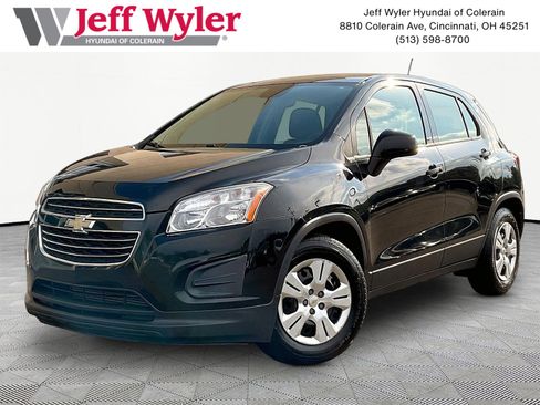 Used 2016 Chevrolet Trax LS FWD image 1