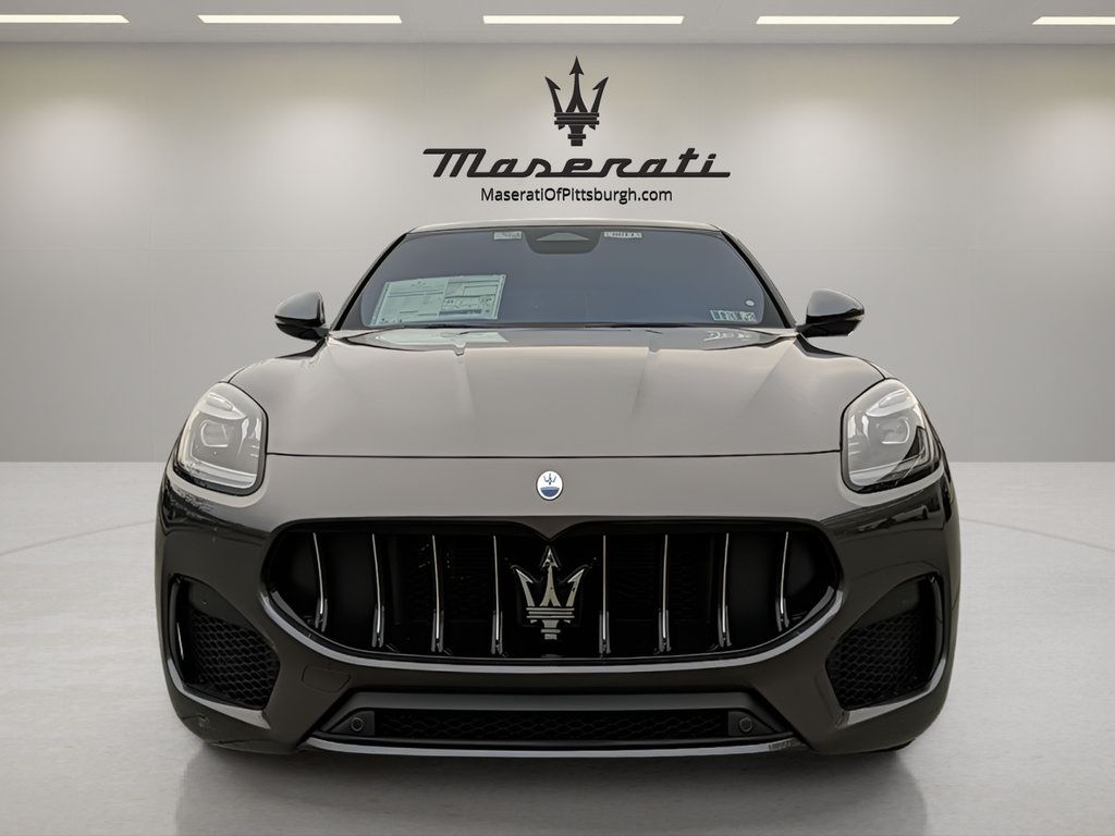 Used 2023 Maserati Grecale Modena AWD/4WD image 2