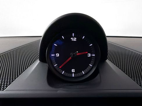 Used 2019 Porsche Panamera 4 image 24