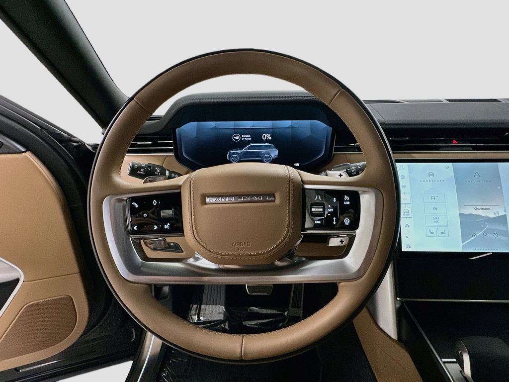 Used 2026 Land Rover Range Rover SE AWD/4WD image 12