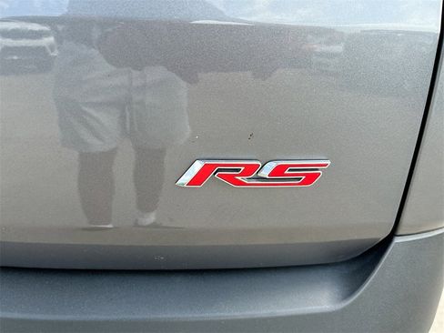 Used 2021 Chevrolet Traverse RS w/ LPO, Floor Liner Package image 32