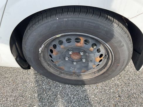 Used 2020 Nissan Sentra S image 6