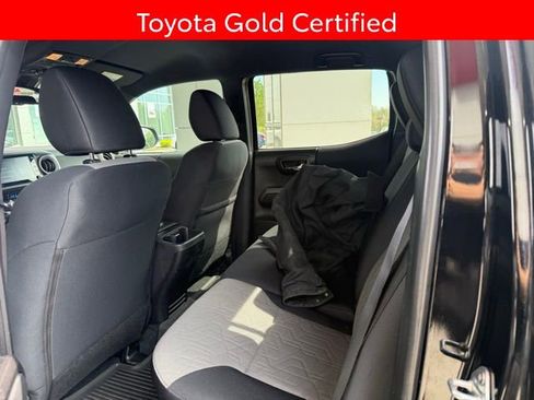Certified 2023 Toyota Tacoma TRD Off-Road AWD/4WD image 17