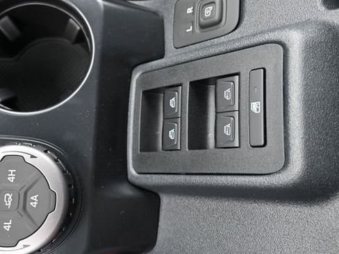 New 2026 Ford Bronco Badlands image 33