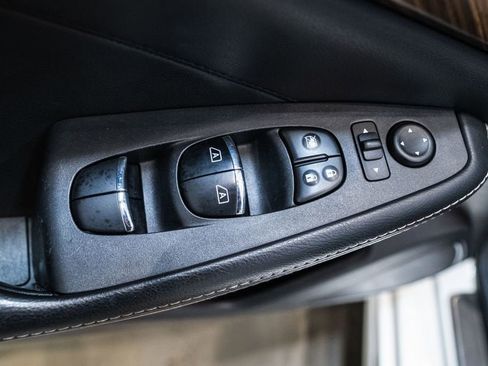 Used 2017 Nissan Maxima Platinum w/ Medallion Package image 20