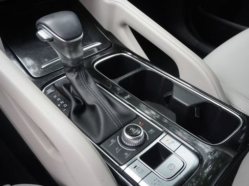 Used 2024 Kia Telluride S AWD/4WD image 46