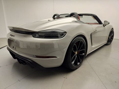 Certified 2023 Porsche 718 Boxster Spyder RWD image 22