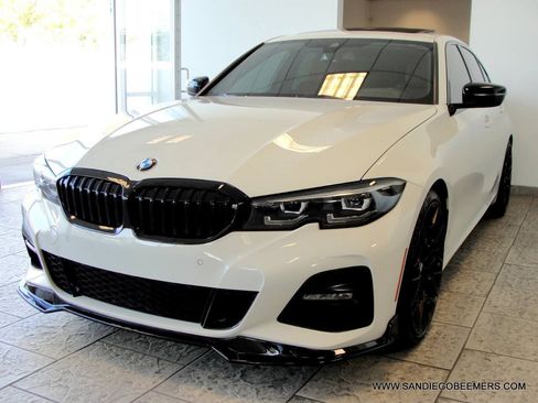 Used 2022 BMW 330i Sedan w/ M Sport Package RWD image 54