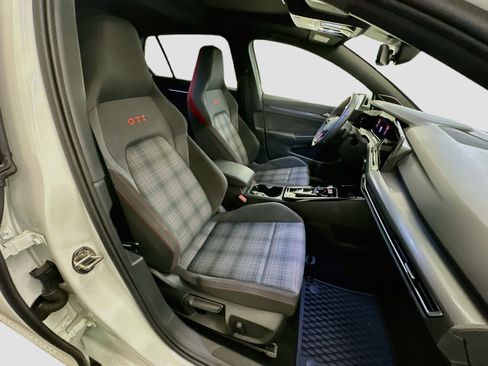 Used 2023 Volkswagen GTI SE FWD image 33
