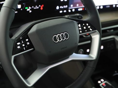 New 2025 Audi Q5 Premium Plus image 16