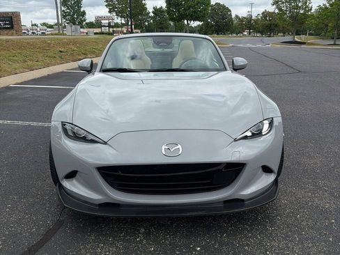 Used 2025 MAZDA MX-5 Miata RF Grand Touring RWD image 2