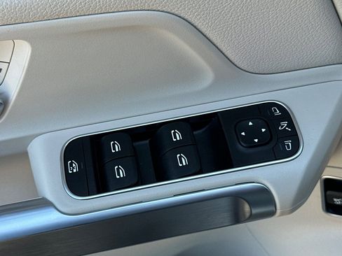 Certified 2025 Mercedes-Benz GLB 250 GLB 250 image 25