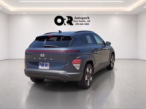 Used 2024 Hyundai Kona SEL FWD image 5