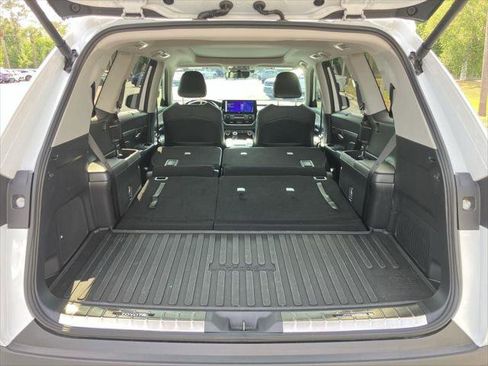 Certified 2025 Toyota Grand Highlander FWD image 30