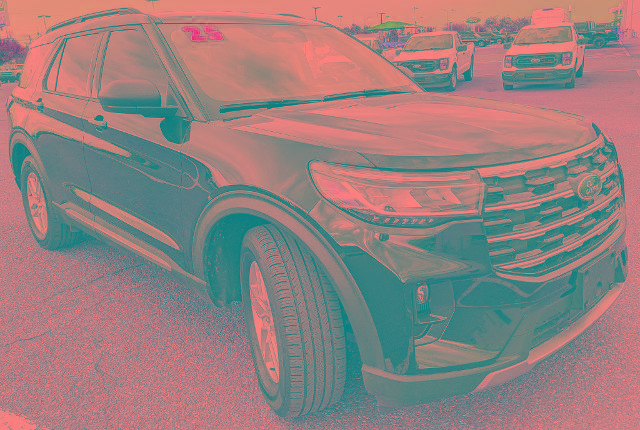 Certified 2025 Ford Explorer Active w/ Active Comfort Package RWD image 1