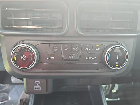 Used 2024 Ford Maverick XL FWD image 24