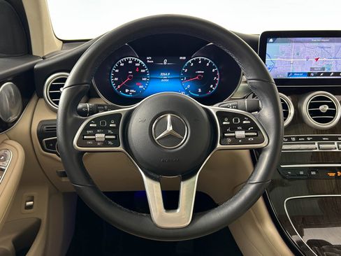 Used 2020 Mercedes-Benz GLC 300 4MATIC image 11