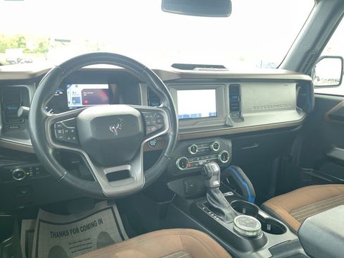 Used 2022 Ford Bronco Outer Banks AWD/4WD image 17