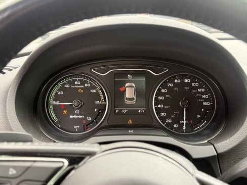 Used 2017 Audi A3 e-tron Premium w/ Sport Package image 13