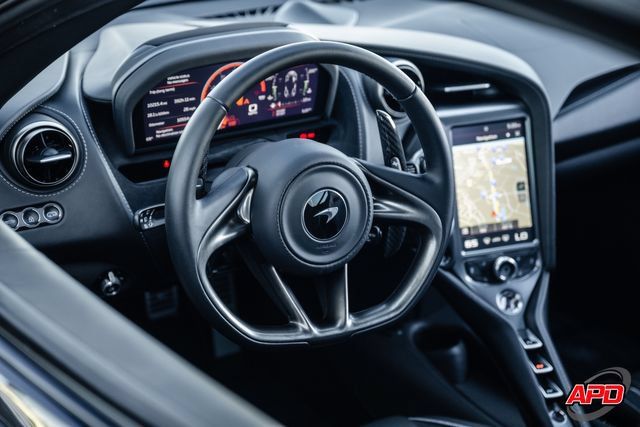 Used 2019 McLaren 720S RWD image 7