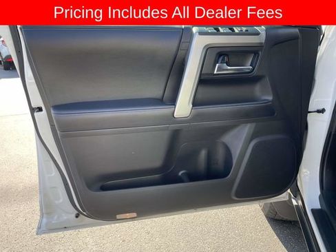 Used 2019 Toyota 4Runner SR5 Premium AWD/4WD image 15
