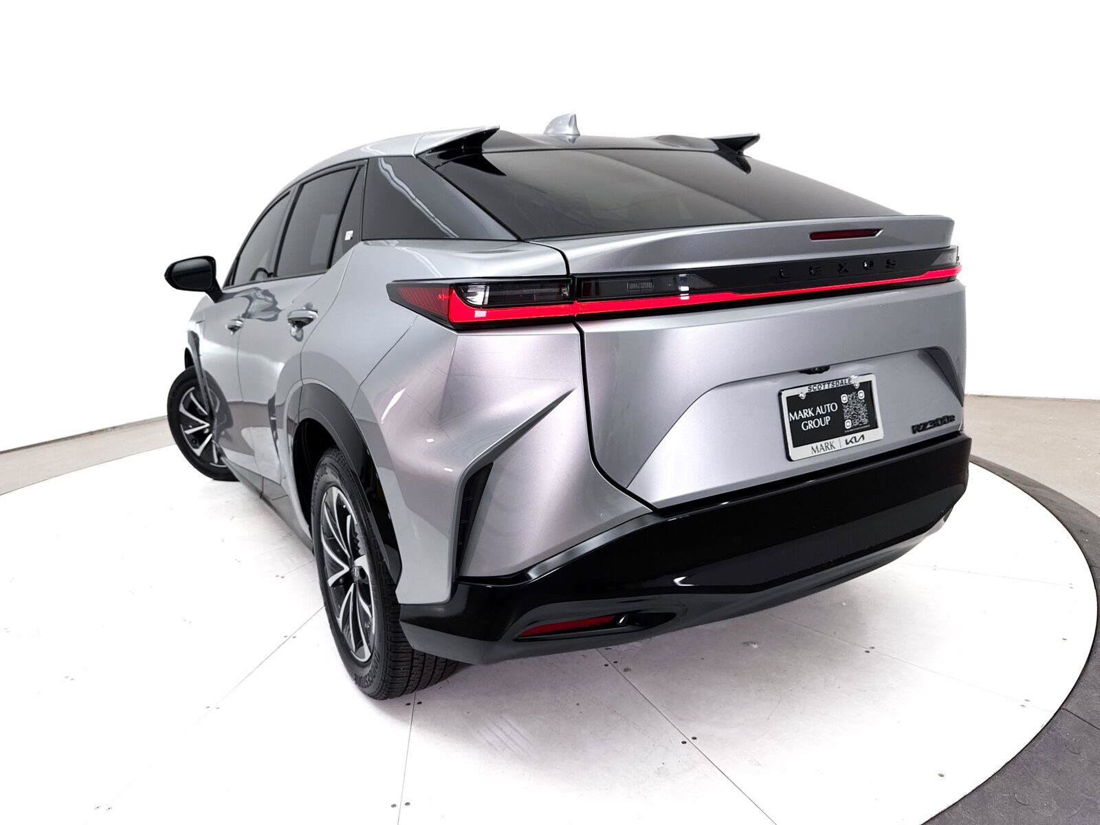 Used 2025 Lexus RZ 300e w/ Accessory Package (2T) FWD image 7