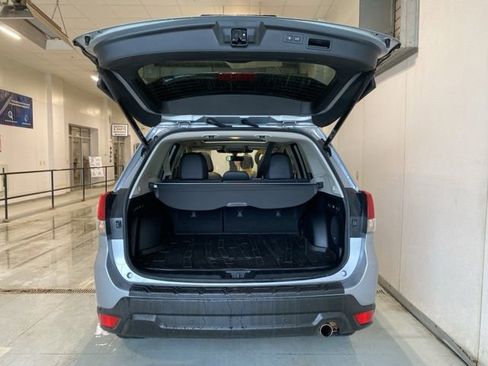 Certified 2023 Subaru Forester Limited AWD/4WD image 7