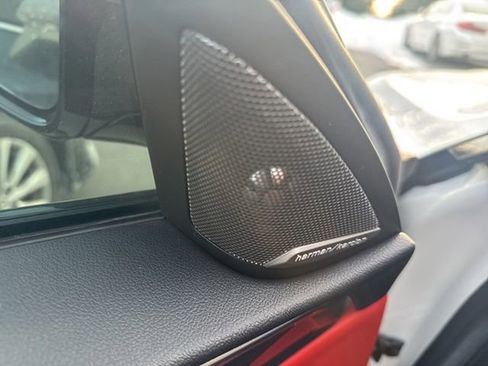 Used 2021 BMW M4 Competition image 15